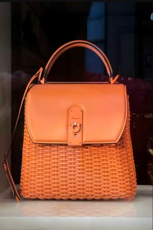 Folio Clutch